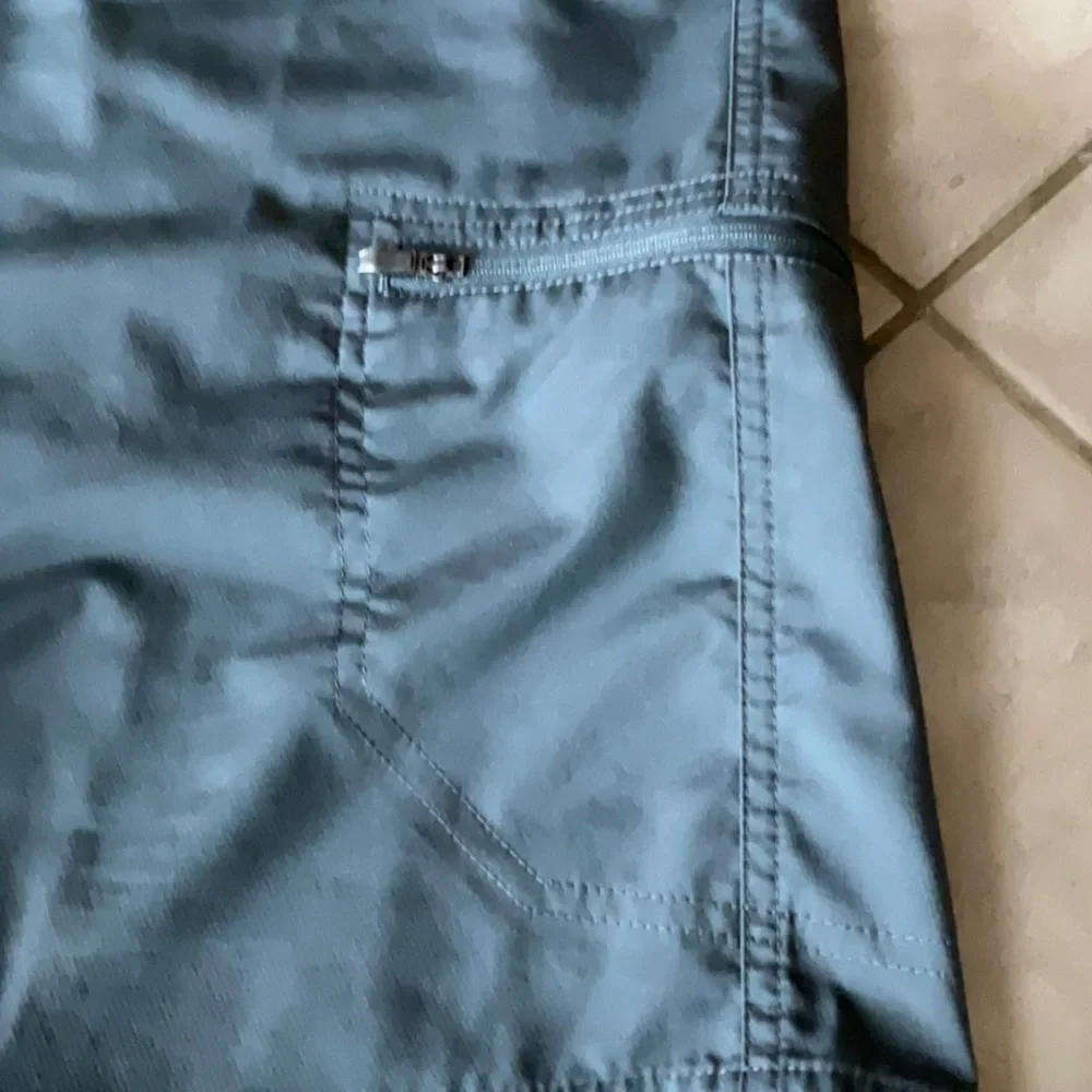 Columbia Men’s Omni shade Shorts - Picture 5 of 9